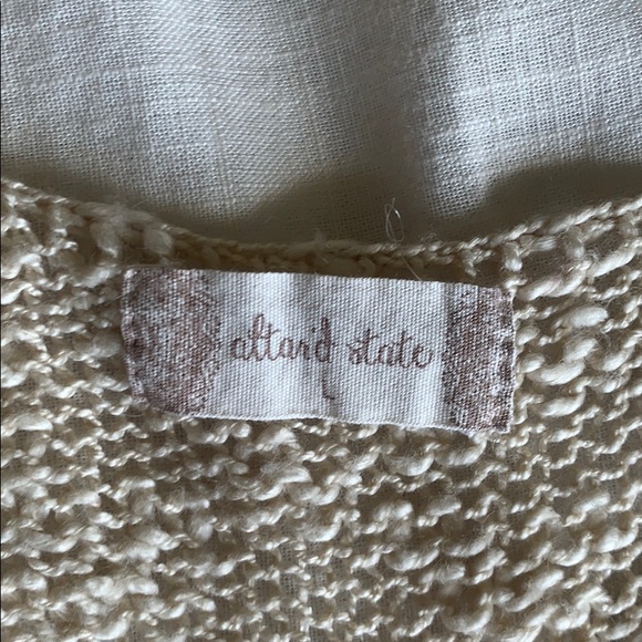 Sweater - Picture 4 of 4